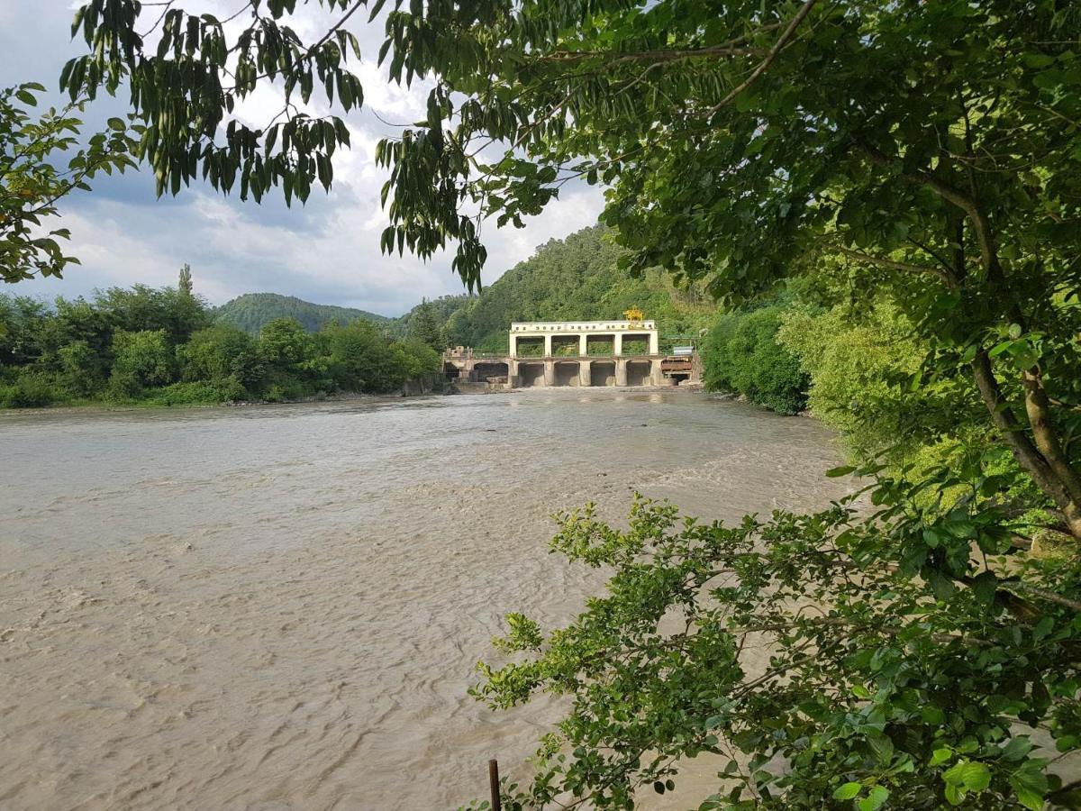Hotel Shaumiani Kutaisi Luaran gambar