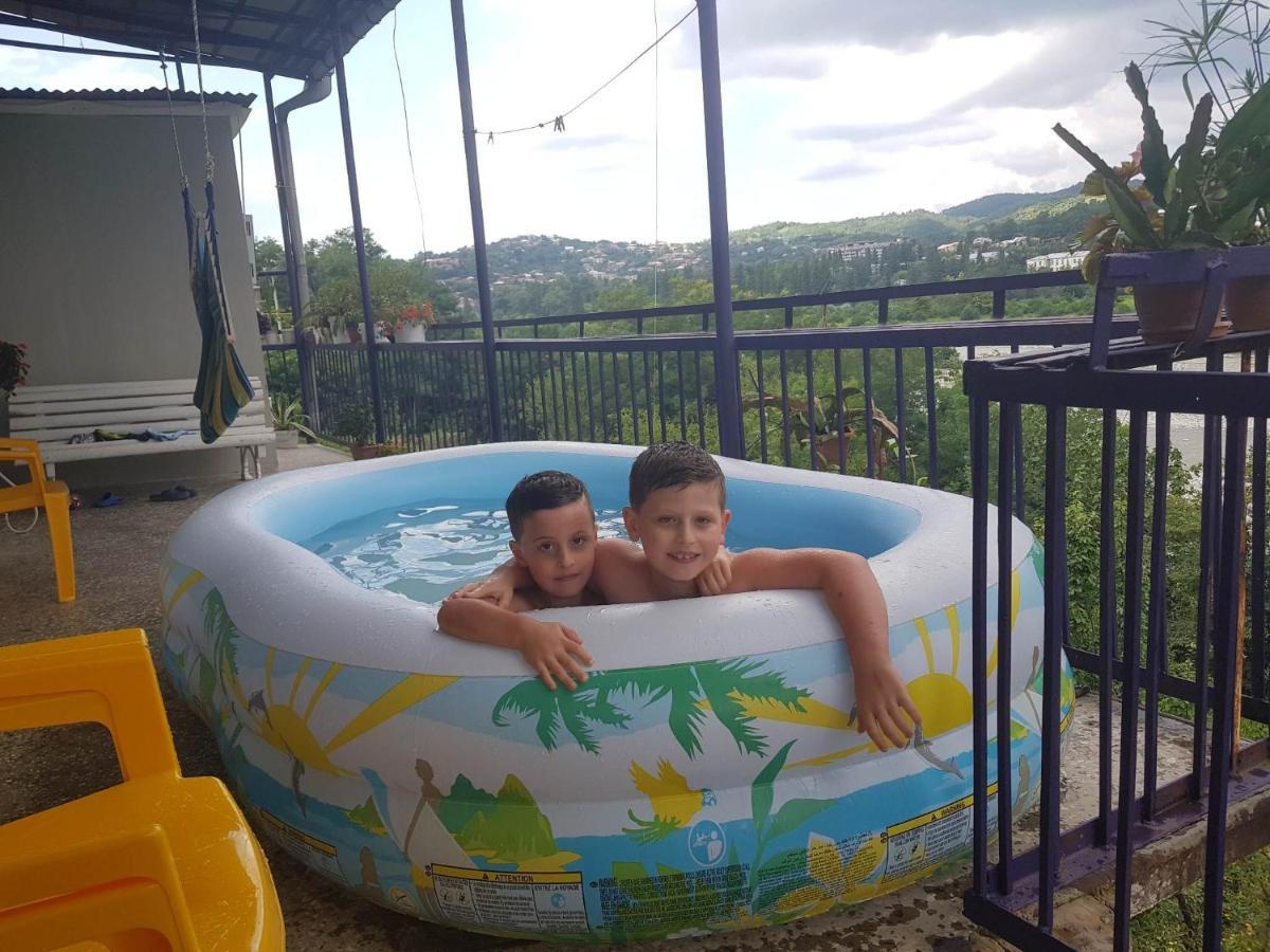 Hotel Shaumiani Kutaisi Luaran gambar