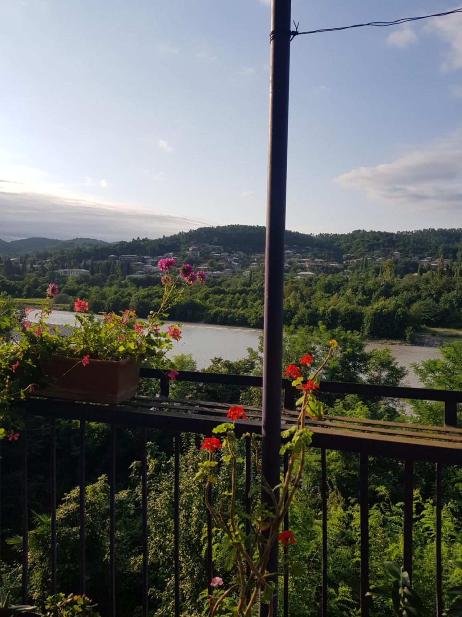 Hotel Shaumiani Kutaisi Luaran gambar